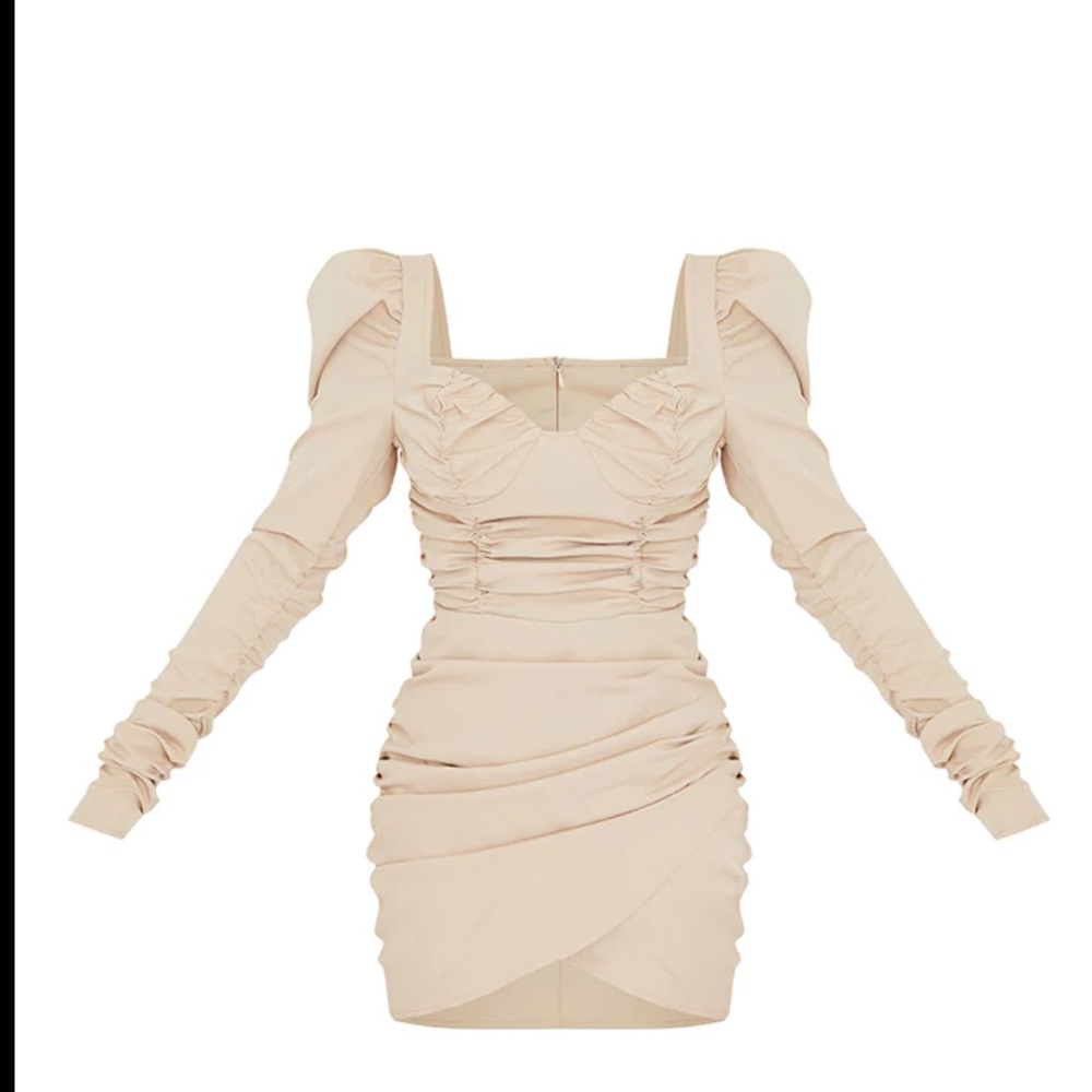 Stone Woven Long Sleeve Ruched
Detail Bodycon Dress